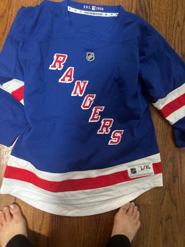 Blue Large/Extra Large Boys Jersey (Used)