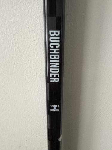Intermediate Bauer Twitch Right Handed Hockey Stick Toe Pattern 60 Flex (Used)