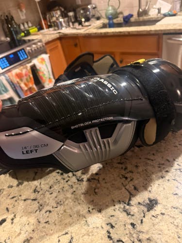 Senior CCM Tacks 14" Shin Pads (Used)