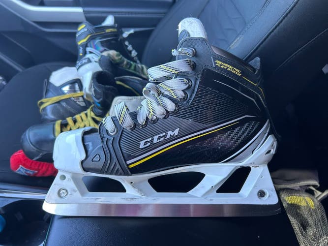 2018 CCM Super Tacks AS1 Hockey Goalie Skates Regular Width 7 (Used)