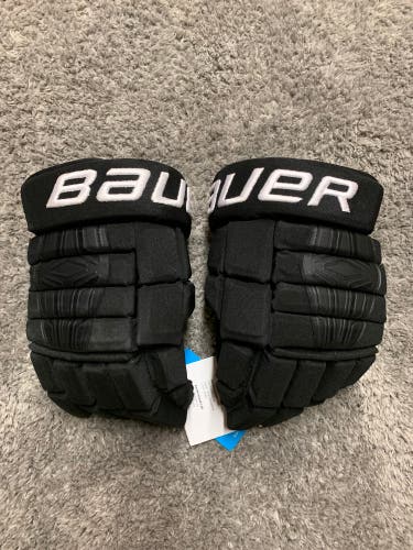 Bauer Pro Series Pro Stock Hockey Gloves 13" Flames Short Cuff