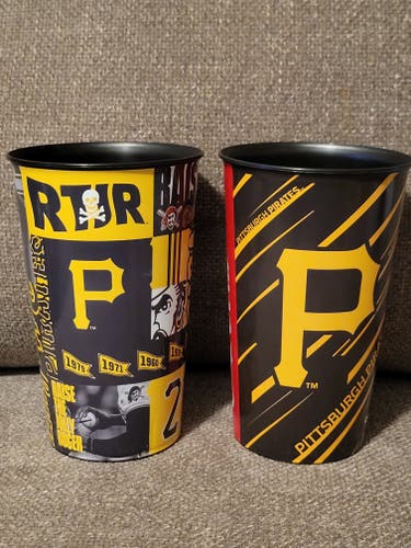 Pair of Pittsburgh Pirates Souvenir Drink Cups