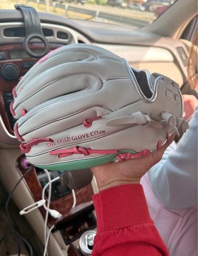 2025 Rawlings Heart of the Hide RH Infield Baseball Glove 11.5" (New)