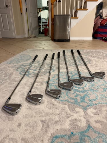 NEW 2025 TaylorMade P-790 Right Handed Iron Set Dynamic gold 105 shafts