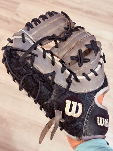 Wilson A2000 1617 LH Throw First Base Baseball Glove 12.5" (Used)