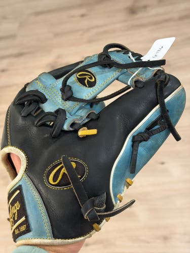 Rawlings Heart of the Hide 200 Pattern RH Throw Infield Baseball Glove 11.5" (Used)