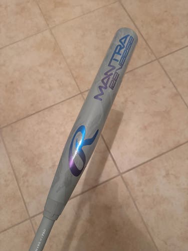 New In Wrapper Rawlings Mantra Reverse 31/21