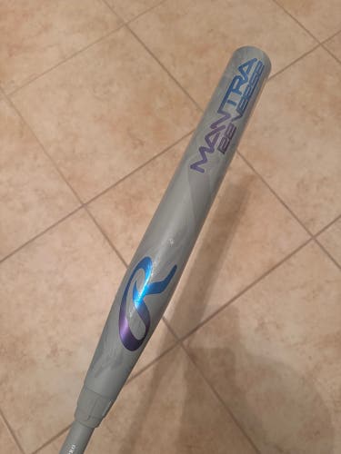 New In Wrapper Rawlings Mantra Reverse 33/23