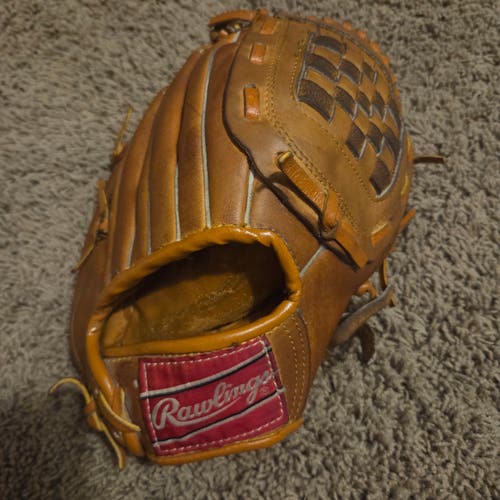 Rawlings RH Infield/Pitcher RBG90 Ken Griffey Jr. Youth Baseball Glove 11" Game Ready/ Nice