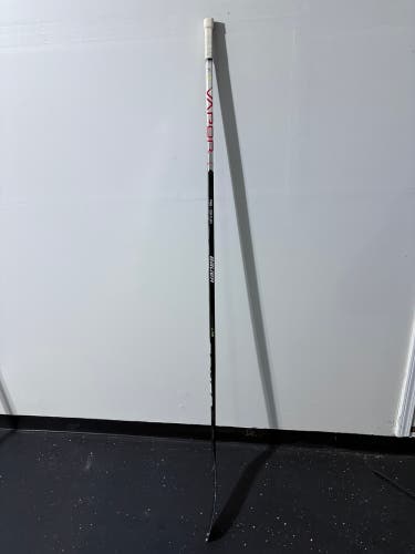 Senior Bauer Vapor Hyperlite Left Hand Hockey Stick P88 102 Flex (Used)