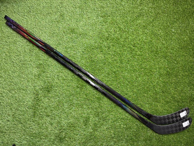 2 Pack-Bauer Nexus Tracer RH P28 65 Flex Pro Stock Hockey Stick (New)