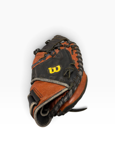 Used Wilson 1500 ADVANTAGE BB/SB Catchers RH Throw None 32 1/2" 11307-S000269800