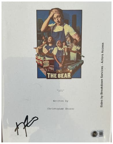 Abby Elliott Autographed Signed The Bear Script Cover 8x10 Photo Beckett COA