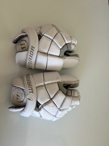 Warrior Nemesis Lacrosse Gloves (Used)