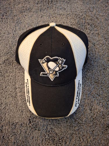 Pittsburgh Penguins Logo Adjustable Hockey Hat