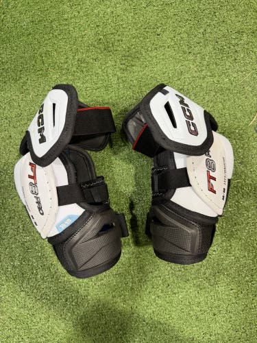 CCM JetSpeed FT8 Pro Elbow Pads | Senior Medium