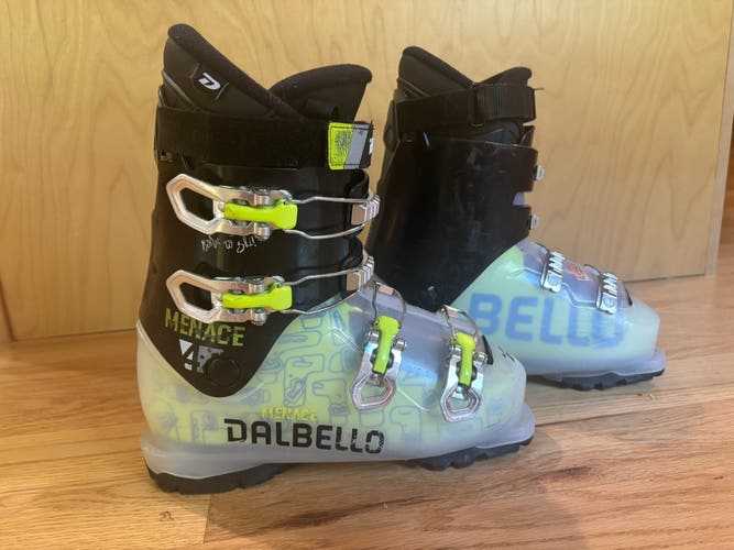Mondo 24 & 24.5 Unisex Dalbello Menace 4.0 Jr All Mountain Ski Boots (Used)