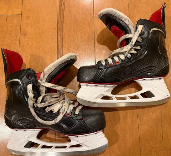 Bauer Vapor X500 Senior Ice Hockey Skates Size 7.5 D (Used)