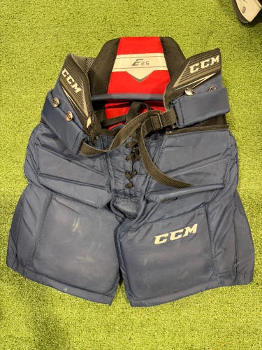 CCM Extreme Flex 2.5 Hockey Goalie Pants | Junior Medium