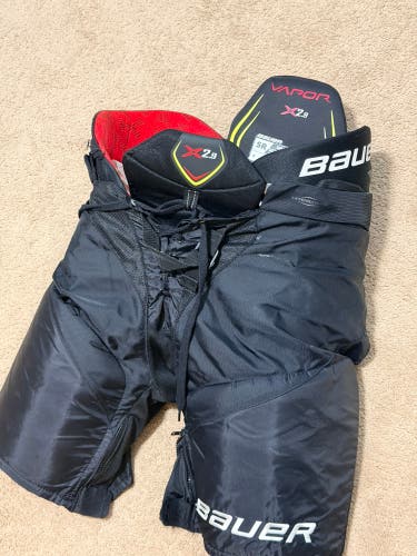 Men's Senior Small Bauer Vapor X2.9 Hockey Pants (Used)