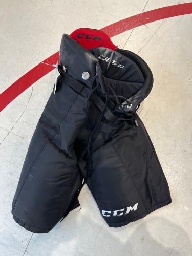 CCM QuickLite 230 Hockey Pants | Junior Size Medium