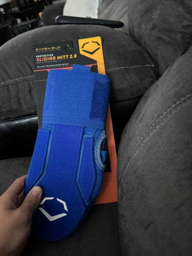 Blue Senior EvoShield Sliding Mitt (New)