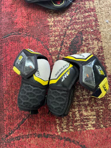 Junior Medium Bauer Supreme 2S Pro Elbow Pads (Used)
