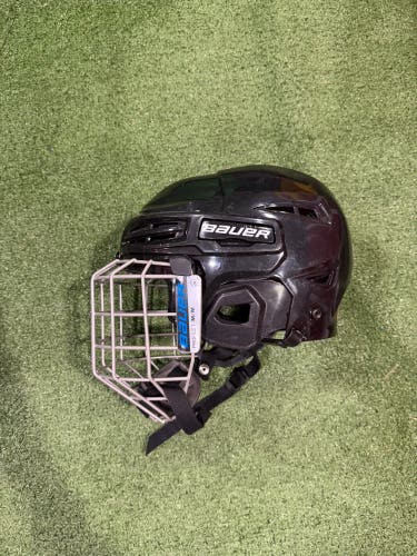 Bauer IMS 5.0 Helmet | Medium w/ Cage