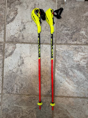 38in (95cm) Leki World Cup Lite SL Racing Ski Poles (Used), Wrist Straps and Gate Guards included.
