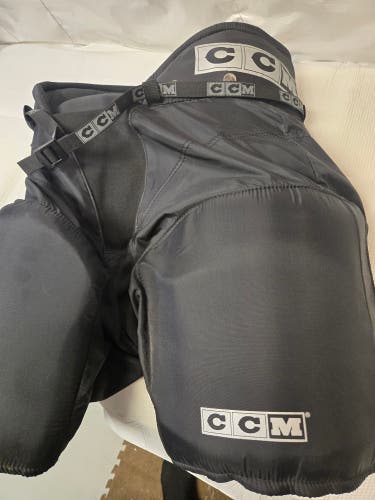 Senior Small CCM 192 Hockey Pants (Used)