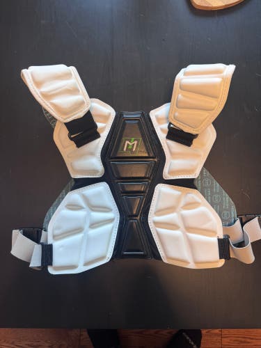 Medium/Large Adult Maverik M4 Shoulder Pads (New)
