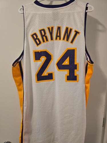 Los Angeles Lakers Adidas Kobe Bryant Jersey