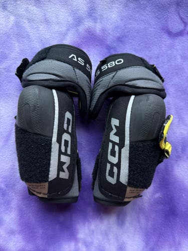 Junior Small CCM Tacks AS 580 Elbow Pads (Used)