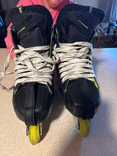 Bauer Elite Inline Hockey Goalie Skates 8.5 (Used)