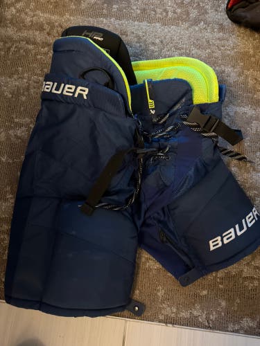 Blue Junior Large Bauer HP Pro Hockey Pants (Used)