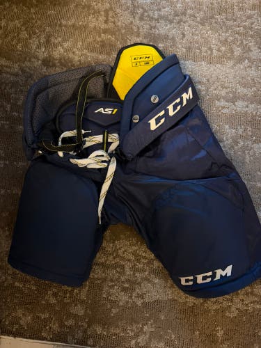 Blue Junior Large CCM AS1 Hockey Pants (Used)