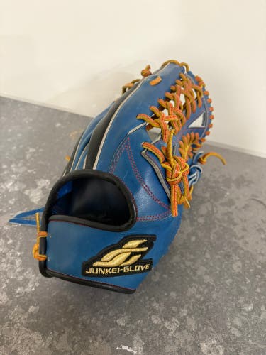 Junkei custom Japanese outfield glove