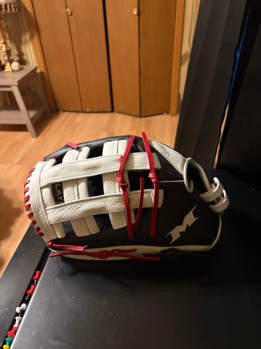 Miken Player Series LH Outfield Baseball Glove 15" (New)