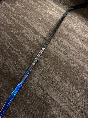 Senior Bauer Proto2 Hockey Stick Right Handed P92 82 Flex Pro Stock (New)