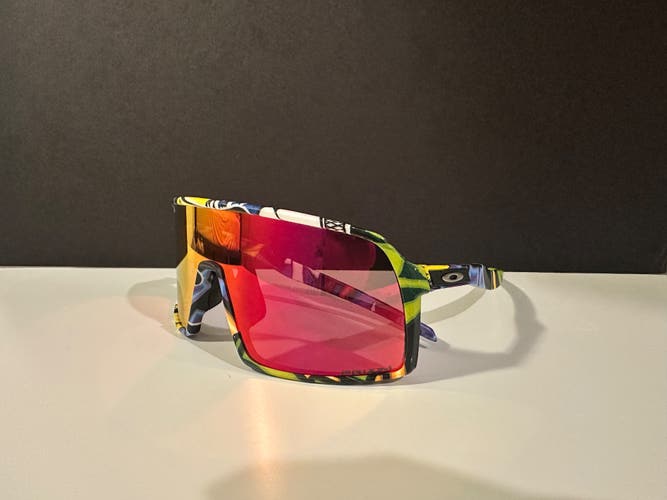 Oakley Sutro