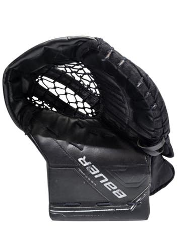 Used Bauer Supreme M5 Pro Senior Goalie Catch Glove Black Regular 11742-S000509611