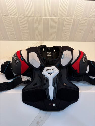 Junior Large CCM JetSpeed FT6 Pro Shoulder Pads
