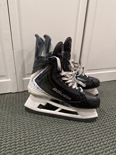 Bauer Vapor Flylite Hockey Skates 10 (Used)