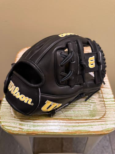 Wilson A2000 RH Infield Baseball Glove 11.5" (New)