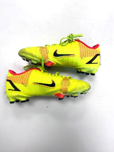 Used Nike Soccer Cleats Yellow Junior 03.5 11860-S000317663