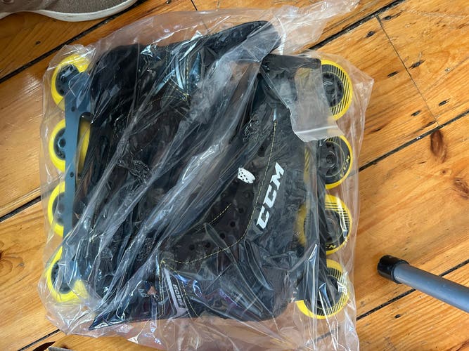 CCM RH9350 Inline Skates Regular Width Size 11 (New)