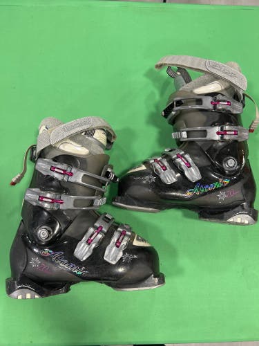 Atomic Live Fit 70 Ski Boots | Mondo 23/23.5