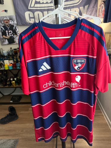 FC Dallas adidas jersey xl (Used)