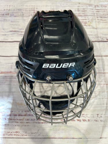 Black Medium Bauer Re-Akt 85 Helmet (Used)