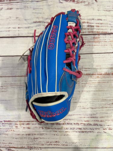 Blue Wilson A2000 PF92 RH Outfield Baseball Glove 12.25" (Used)